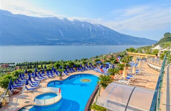 Hotel San Pietro **** - Limone sul Garda