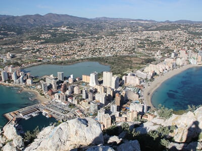 Město Calpe v provincii Alicante na Costa Blanca