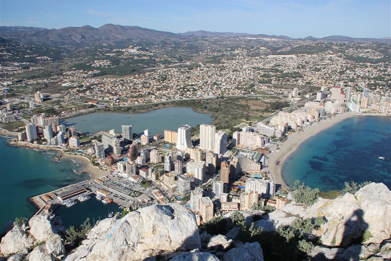 Město Calpe v provincii Alicante na Costa Blanca
