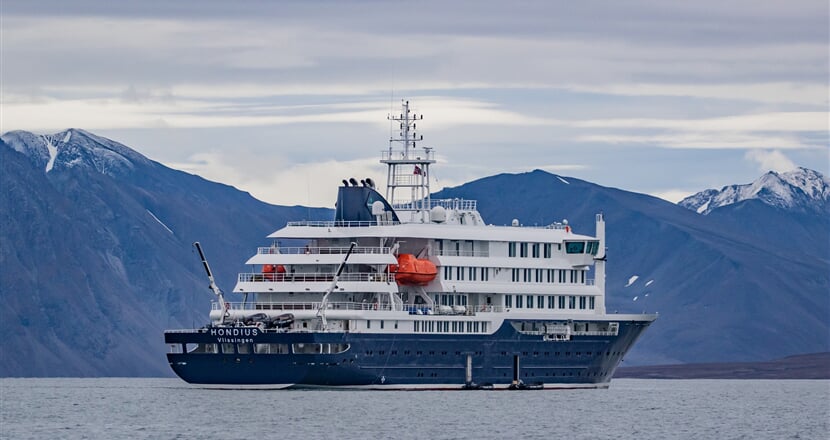 Hondius, Svalbard Pippa Low
