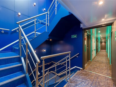 Hondius, Staircase 01.jpg Ivan Ivanisevic