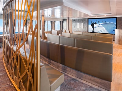 Hondius, Lecture room 02.jpg Ivan Ivanisevic