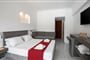 Hotel-Delfinia-Resort-21