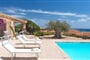 Vila PLEIADI bazén s lehátky, Isola Rossa, Sardinie