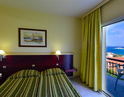 Hotel Arion: fotografie vybavení exteriérů a interiérů ubytování.