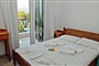 Aparthotel Posidonio: fotografie vybavení exteriérů a interiérů ubytování.