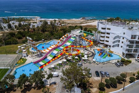 Leonardo Laura Beach & Splash Resort , Paphos, Kypr