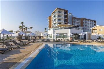 Leonardo Crystal Cove Hotel & Spa by the Sea, Protaras, Kypr