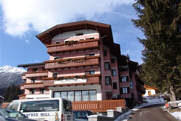 Garni Cristiania**** - Madonna di Campiglio