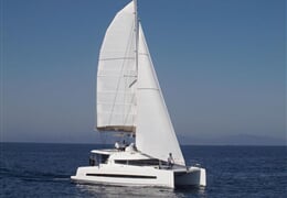 Katamarán Bali 4.3 - MEABAN