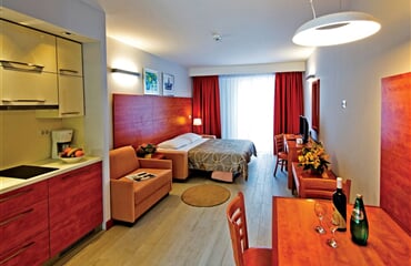 Zaton - apartmán Zaton Holiday Resort 4* - alotman ****