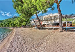 Drvenik - hotel Nano