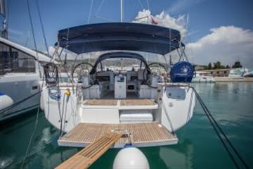 Plachetnice Sun Odyssey 440 - Modesty