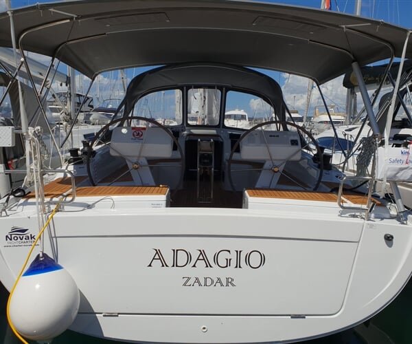 Plachetnice Hanse 458 - Adagio, A/C - shore power only