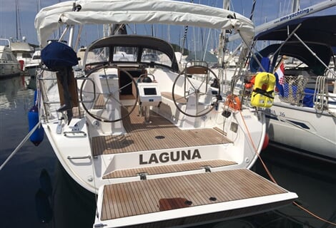 Plachetnice Bavaria Cruiser 41 - Laguna