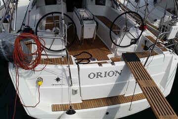 Plachetnice Sun Odyssey 379 - Orion
