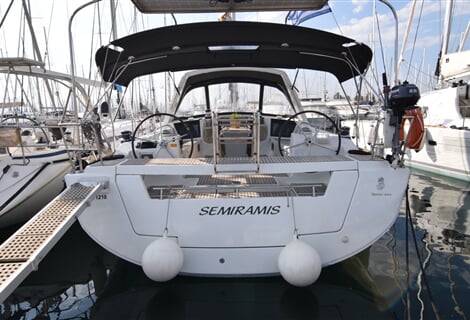 Plachetnice Oceanis 45 - Semiramis
