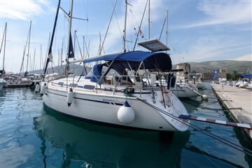 Plachetnice Bavaria 33 Cruiser - Dišpet