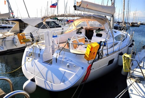 Plachetnice Elan 444 Impression - BEAUTY AS