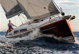 Plachetnice Hanse 388 - Free Spirit