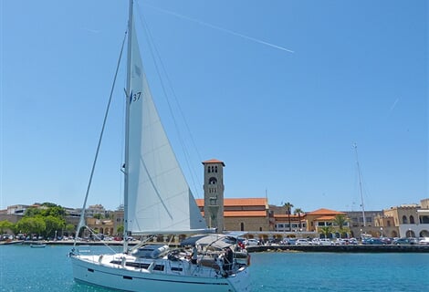 Bavaria 37 Cruiser - Nenemia