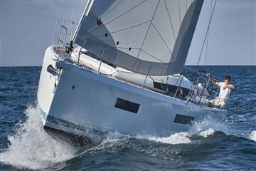 Plachetnice Sun Odyssey 440  - Uri