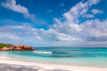 Panorama moře kolem souostroví Seychely