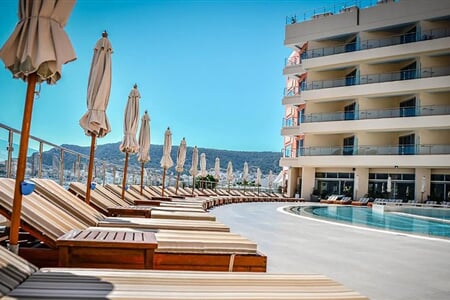 Pigadia - Hotel Konstantinos Palace