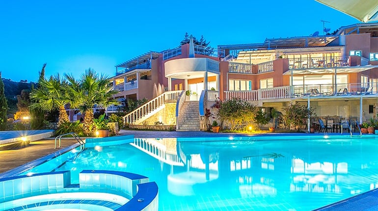 Hotel Belvedere Luxury Suites: fotografie vybavení exteriérů a interiérů ubytování.