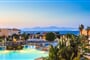 Hotel Natura Park Village & Spa: fotografie vybavení exteriérů a interiérů ubytování.