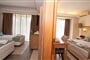 Hotel Natura Park Village & Spa: fotografie vybavení exteriérů a interiérů ubytování.