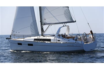 Plachetnice Oceanis 35 - Te Fiti