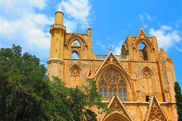Mešita Lala Mustafa Pasha ve Famagusta