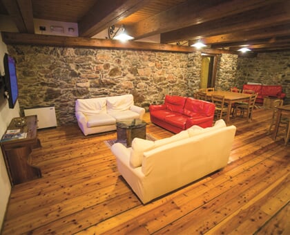 9505 7 Hall