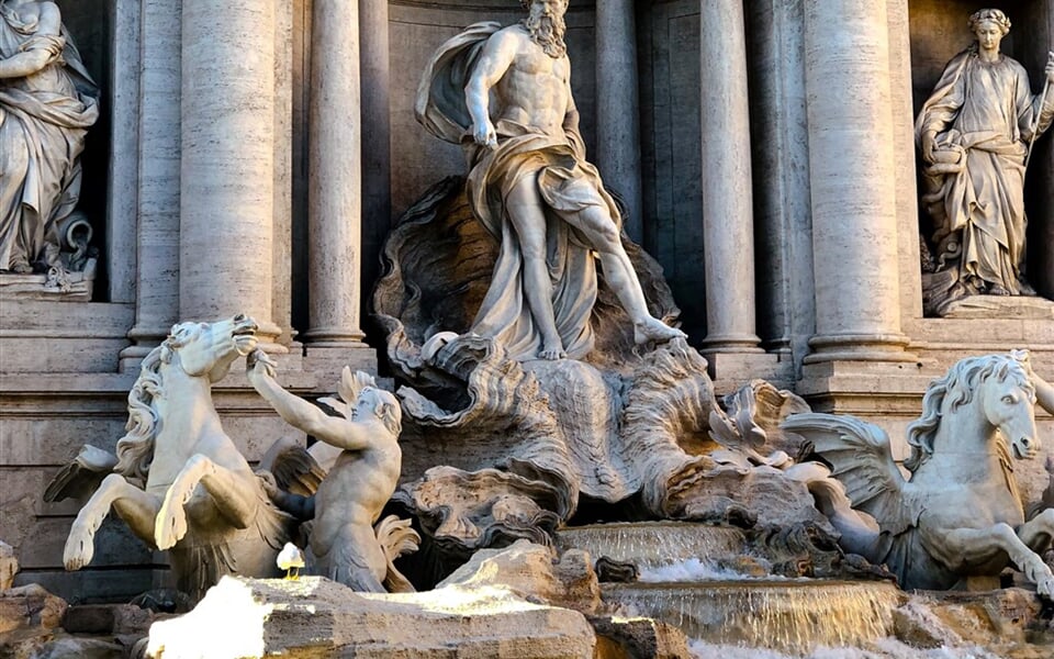 Itálie - Řím - fontána di Trevi