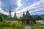 Rumunsko _ Maramureš - tradiční dřevěná architektura