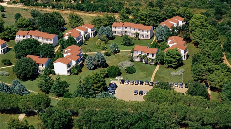 ResortAiPini_Air (1)