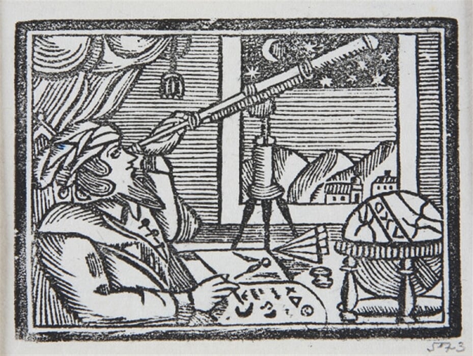 Astronóm