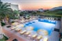 Hotel CHC Tylissos Beach: fotografie vybavení exteriérů a interiérů ubytování.