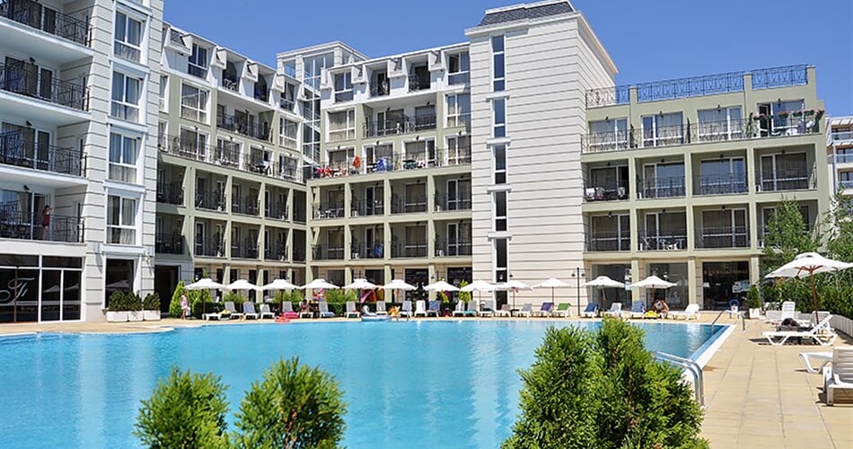 Hotel Festa Pomorie Resort: fotografie vybavení exteriérů a interiérů ubytování.