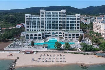 Slunečné pobřeží - Hotel Secrets Sunny Beach Resort & Spa