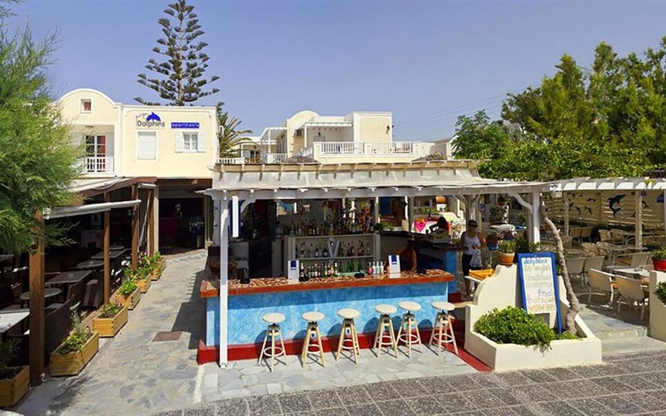 Apartmánový dům Dolphins: fotografie vybavení exteriérů a interiérů ubytování.