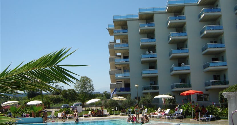 Elena Resort   Silvi Marina   22  (60)