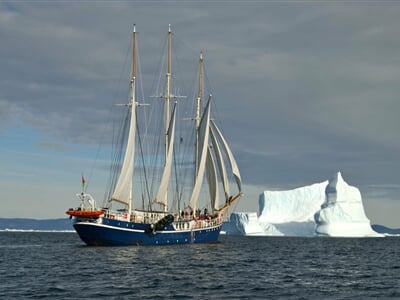 Rembrandt van Rijn under sail, Greenland, August Tarik Checkchak