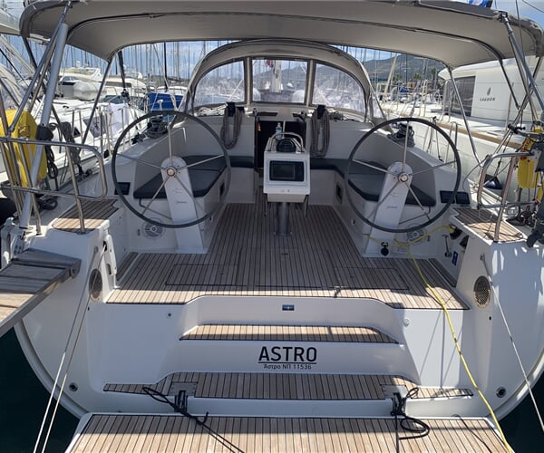 Plachetnice Bavaria Cruiser 46 - Astro