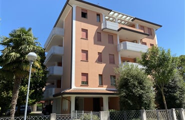 Bibione - Apartmány Orchidea, větší balkon