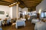 Vnitřní část restaurace, Porto Rotondo, Sardinia