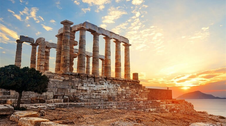 Řecko - mys Sunion - západ slunce u Poseidonova chrámu