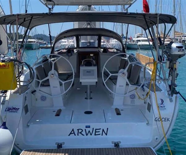 Plachetnice Bavaria Cruiser 41 - Arwen