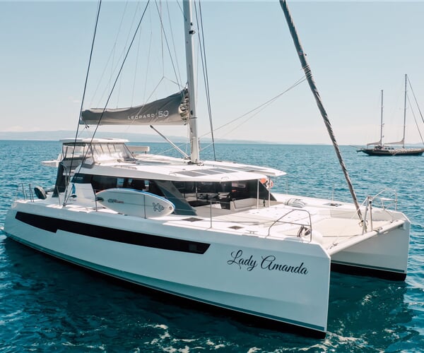 Katamarán Leopard 50 - LADY AMANDA (s posádkou)